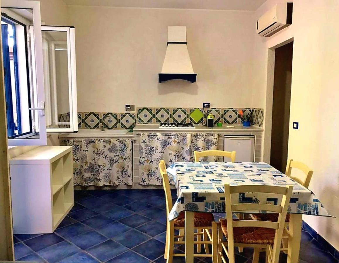 Magico Appartamenti Scafa - Marina Capo dʼOrlando Eksteriør billede
