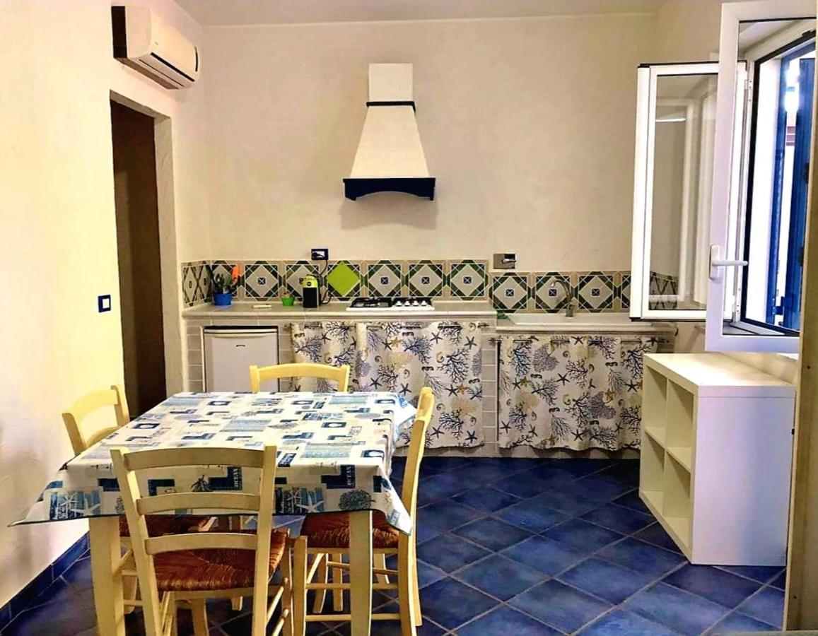 Magico Appartamenti Scafa - Marina Capo dʼOrlando Eksteriør billede