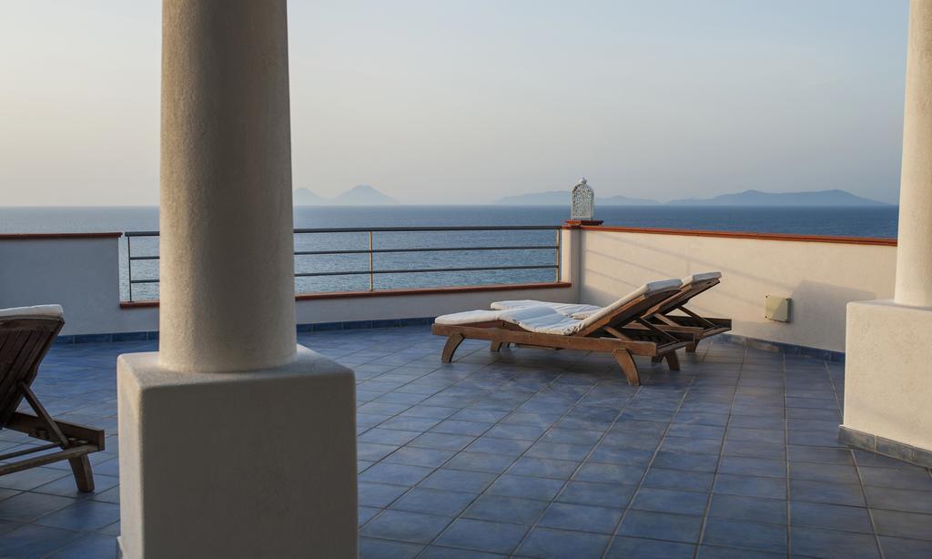 Magico Appartamenti Scafa - Marina Capo dʼOrlando Eksteriør billede